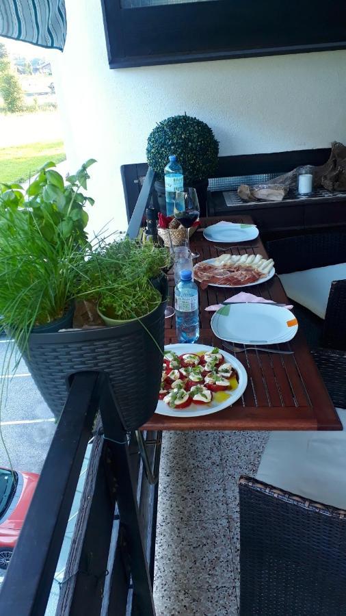 Apartement Gyarmaty Sankt Johann in Tirol Esterno foto